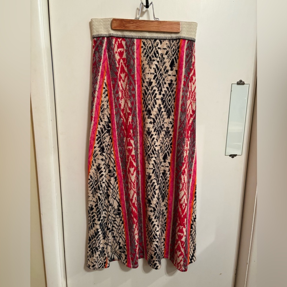Multicoloured long wool like skirt with metallic elastic waistband